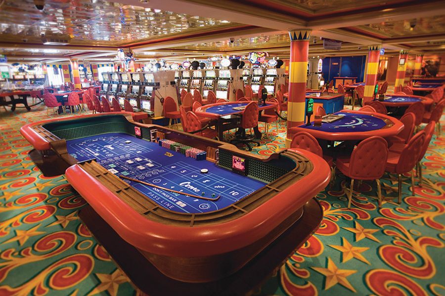 Pearl Club Casino Bar
