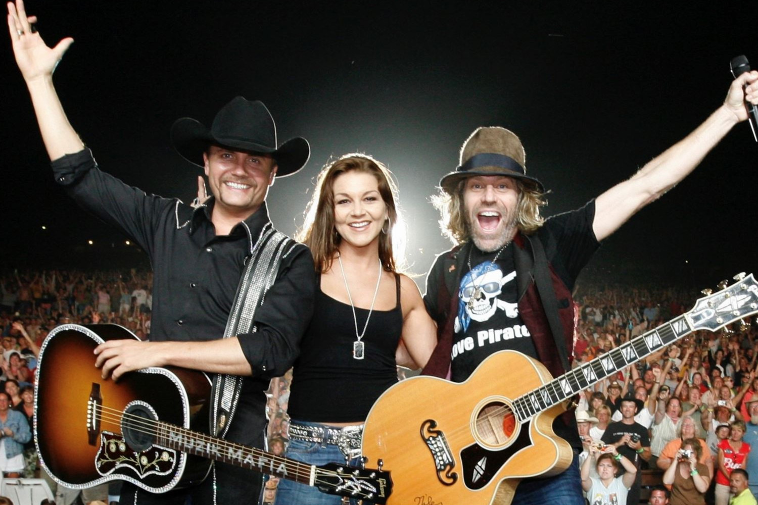 Big & Rich featuring Gretchen Wilson - Boots on the Water