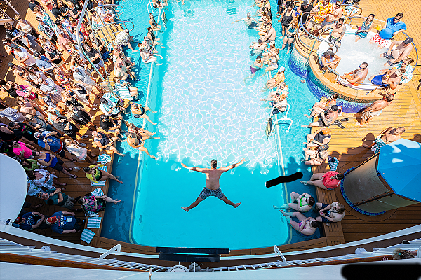 Bellyflop Competition