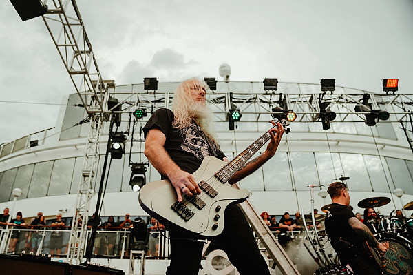 Guitar Off