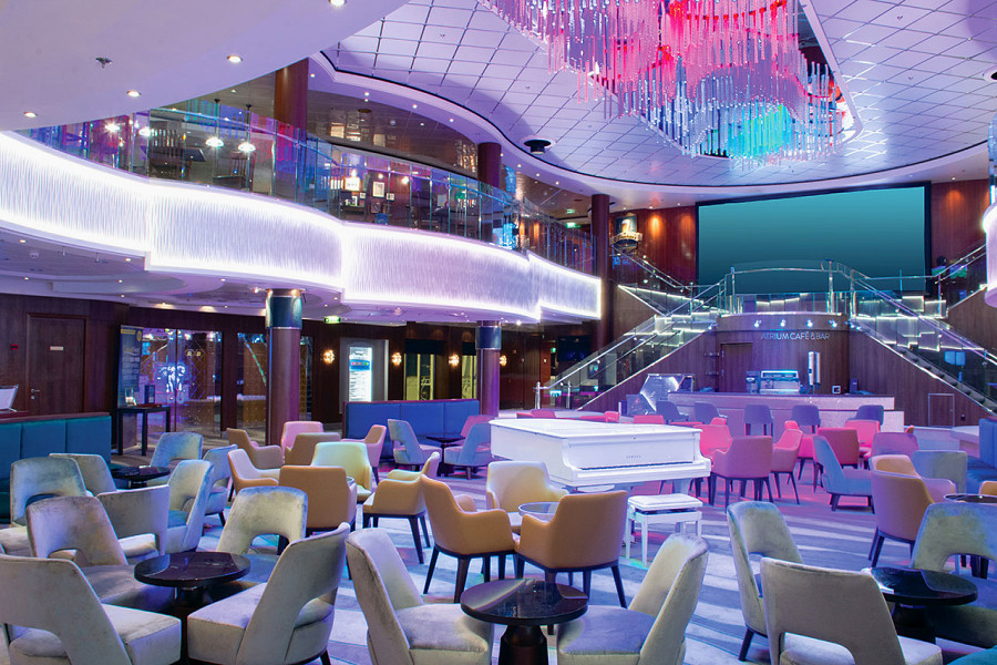 Atrium Bar