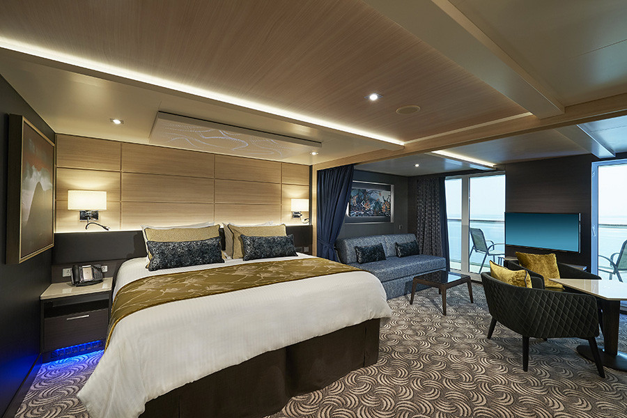Family Villa Suite with Balcony + Vibe Access