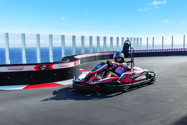 PUTT-PUTT, GO-CARTS, MORE!