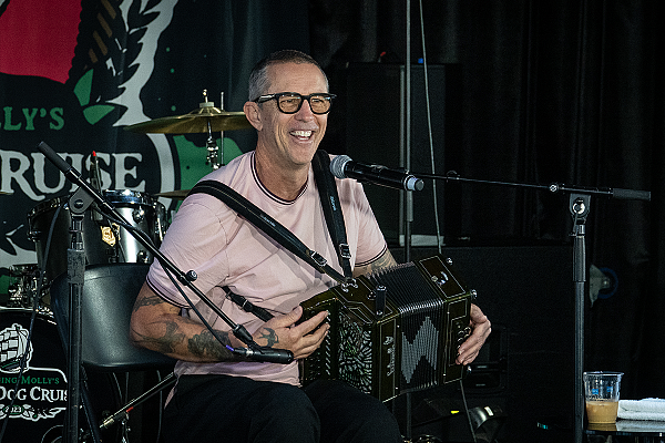 Accordion Crimes: Music and stories with Matt Hensley and Dennis Casey