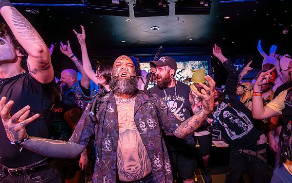 Scream for the Sea: Metal Mayhem Karaoke