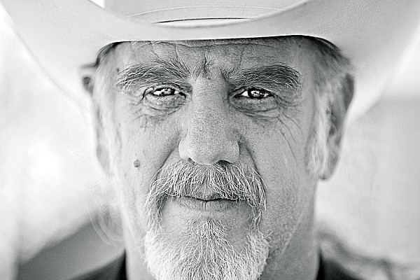 Texas Hold 'Em Tournament