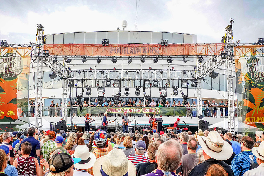 Pool Deck Stage