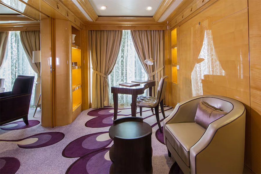 Concierge Royal Suite with Verandah