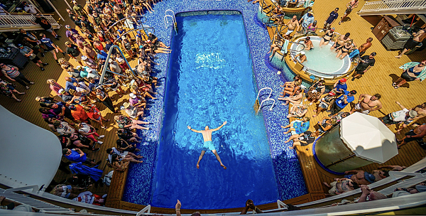 Bellyflop Contest