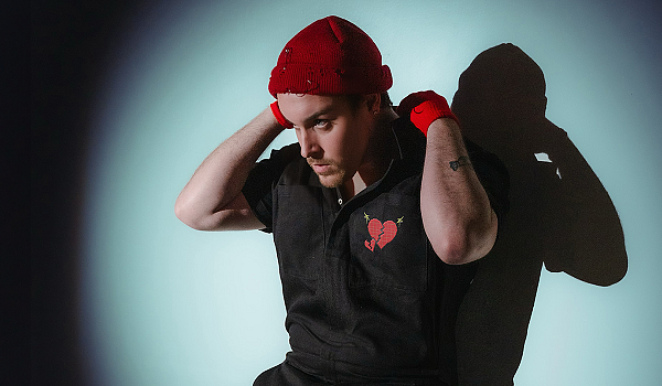 The Totally Improvised Parris Mitchell Panic Hour