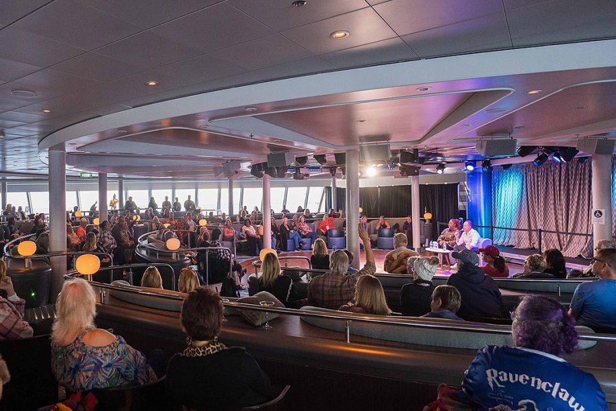 Spinnaker Lounge