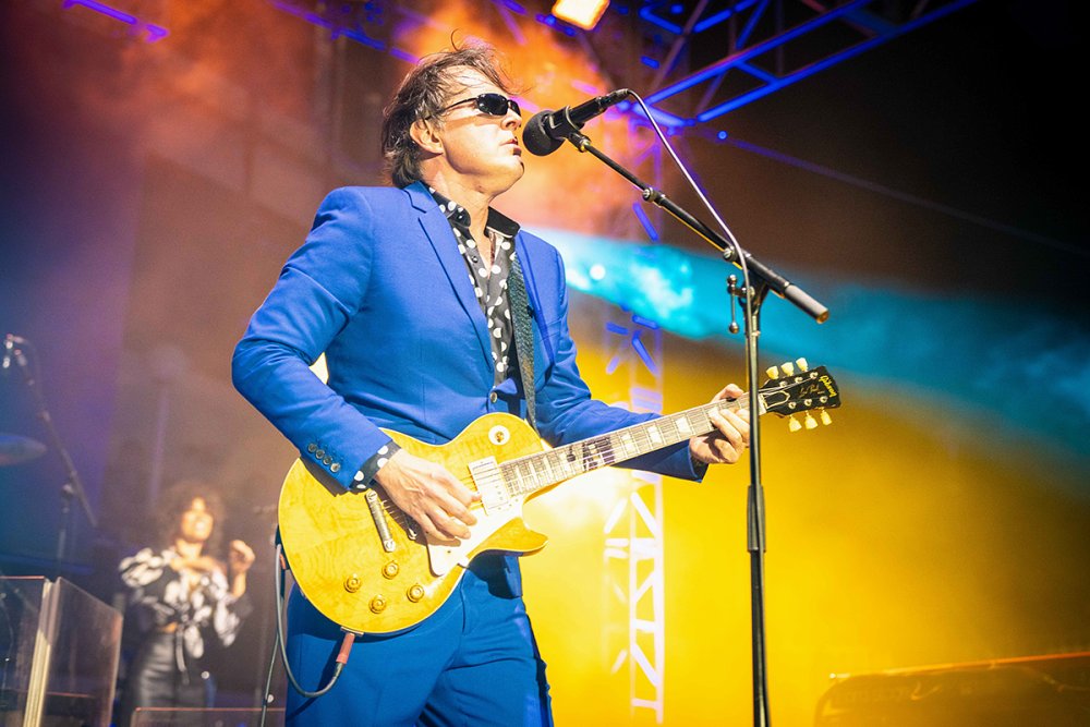 BONAMASSA BRINGS THE BLUES ROCK ENERGY