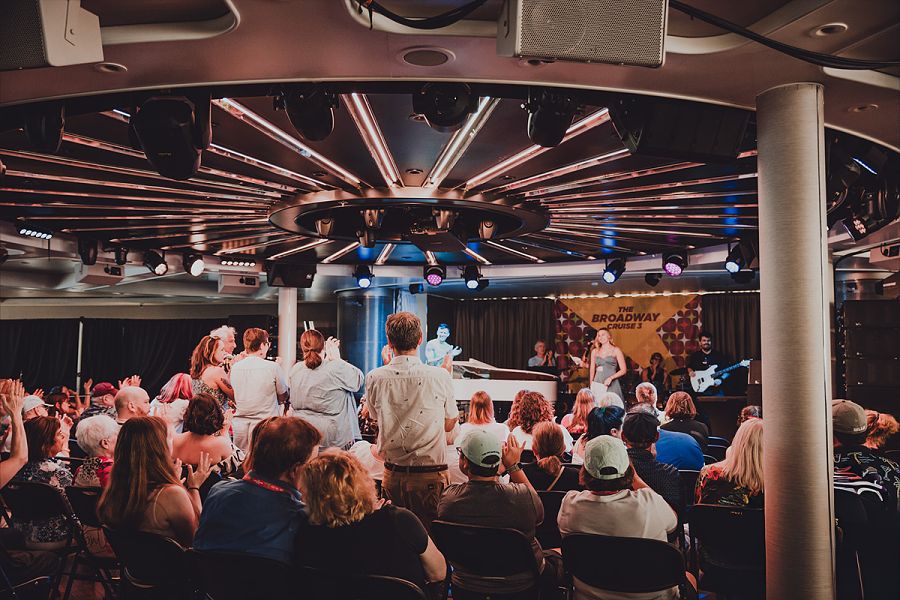 Spinnaker Lounge
