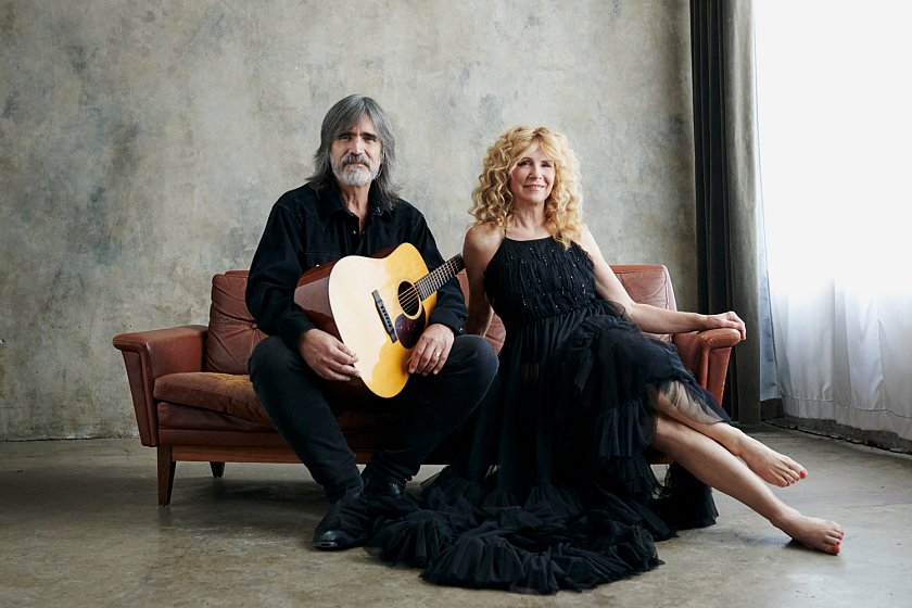 Larry Campbell & Teresa Williams