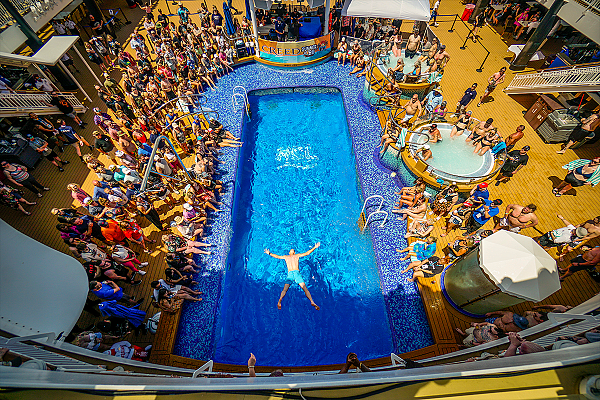 Bellyflop Competition
