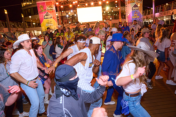 Late Night Line Dancing