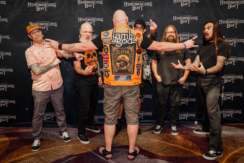 PHOTO WITH LAMB OF GOD