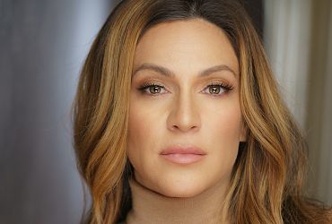 Shoshana Bean