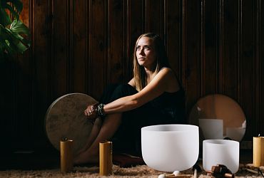 Sound Baths with Megan Ratts